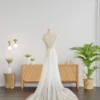 Special Design Wedding Gown with Elegant Lace Bodice and Light Chiffon Skirt (Wedding Dress / Bridal)